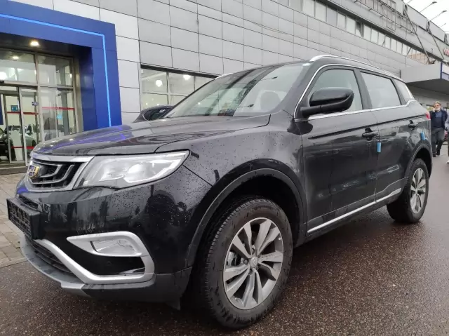 Превью GEELY Atlas