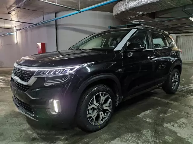 Превью KIA Seltos