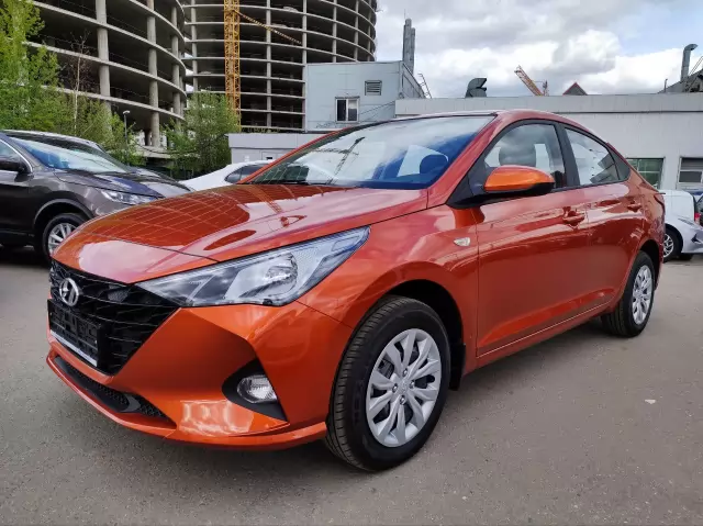 Превью HYUNDAI Solaris